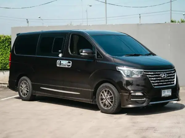Hyundai H1 for Hua Hin transfers