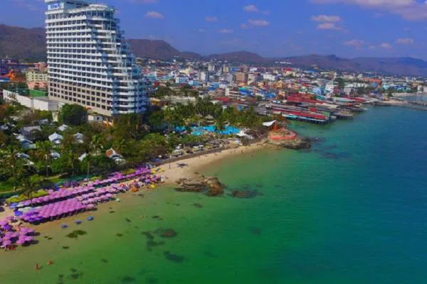 Hua Hin coast and hotels from above